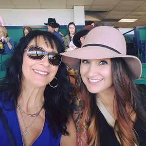 Meet your Posher, Andrea